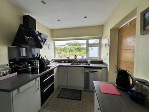 Photo 10- click for photo gallery